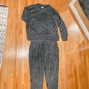 Velvet Jogger and Sweatshirt Set